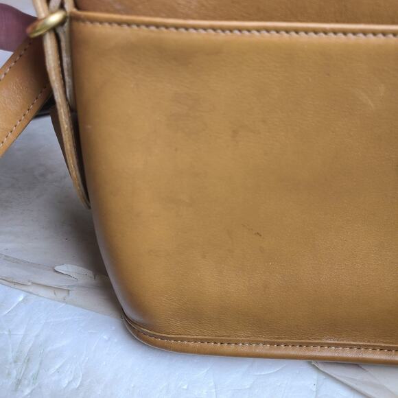 Vintage Old Coach Equestrian Zip Crossbody Shoulder Bag Toffee Leather 9802 - Picture 4 of 11